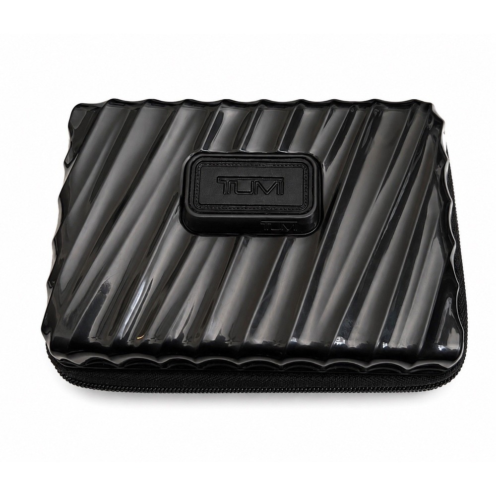 Tumi Delta Airlines Hardshell Amenity Kit Case Black Ribbed Travel Toiletry Bag
